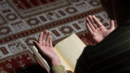 محطاتُ العرضِ على الله وقفاتٌ مع الاثنين والخميس